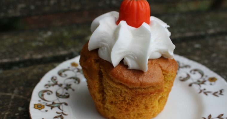 Amazing No Crust Mini Pumpkin Pie Cupcakes